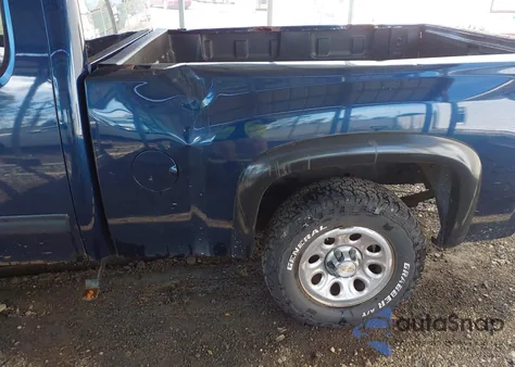 2009 Chevrolet Silverado 1500 Ls z USA, uszkodzony, nr VIN 1GCEK19C29Z264252